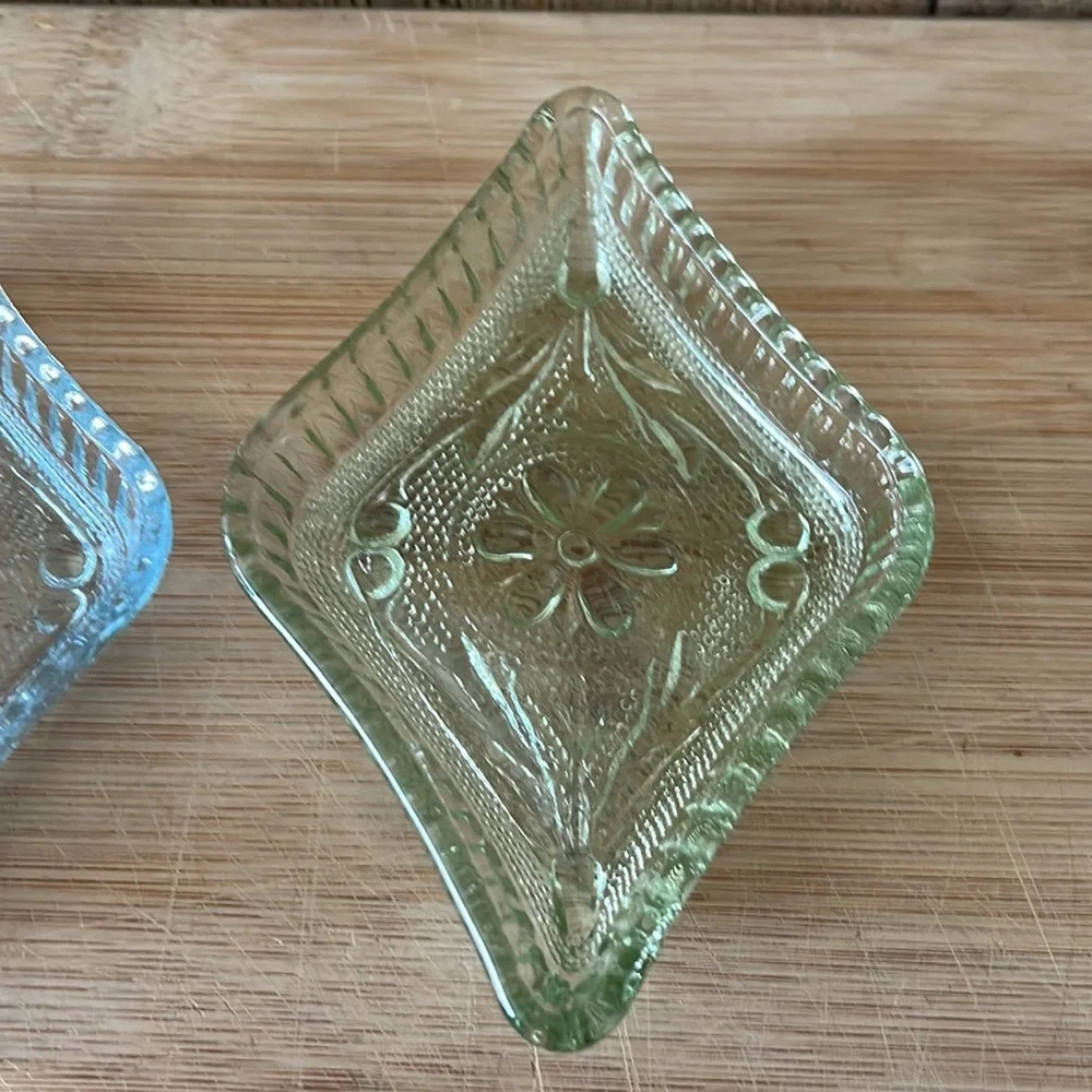 Set of 5 Indiana glass trinket dishes - Picture 3 of 5